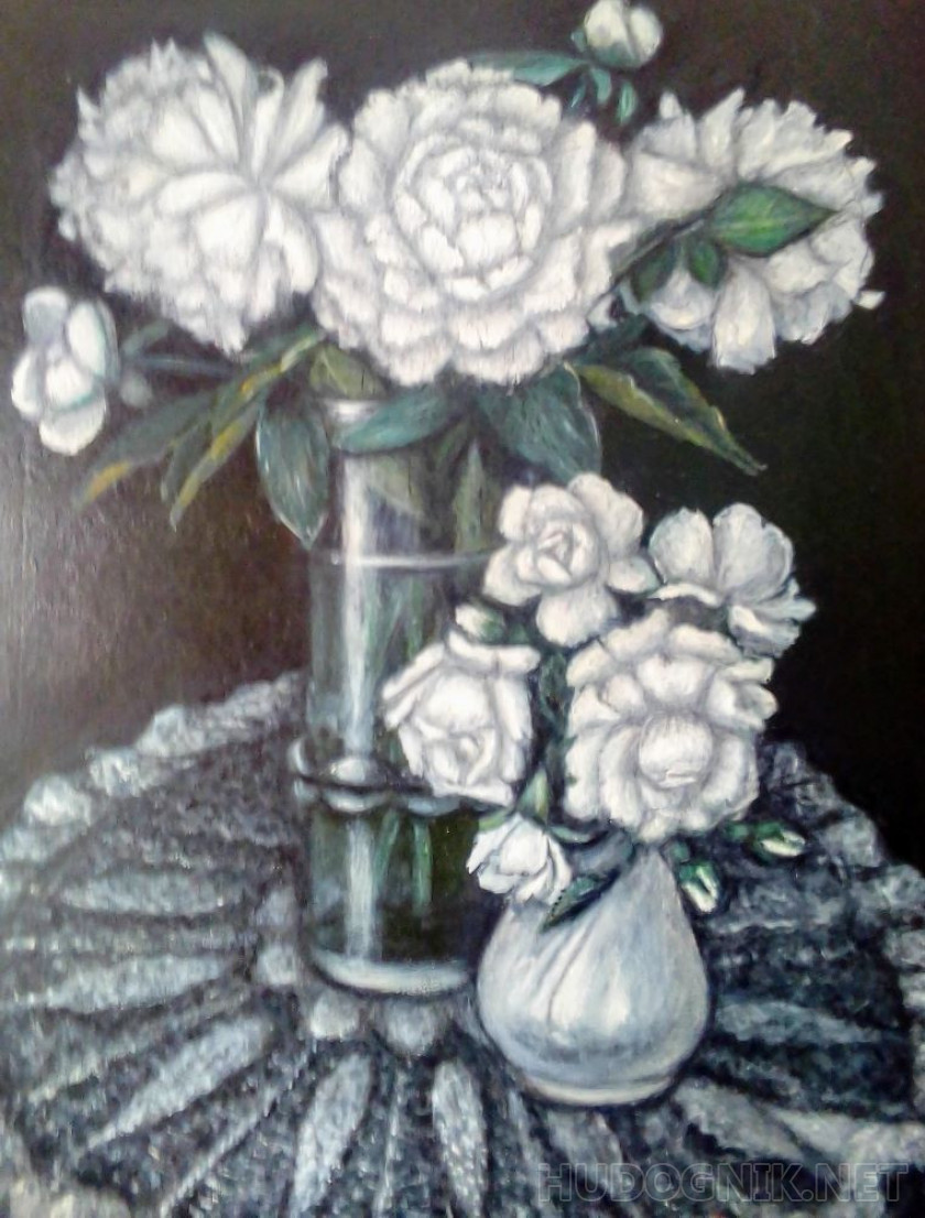 Белые розы и пионы