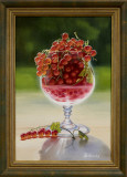 Redcurrants in a glass