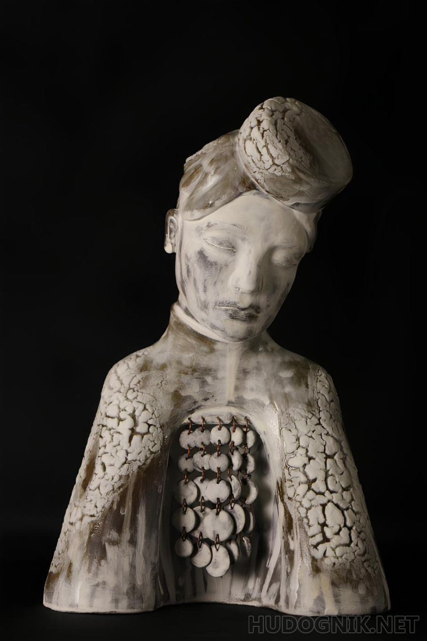Escultura de cerámica "Tatarka"