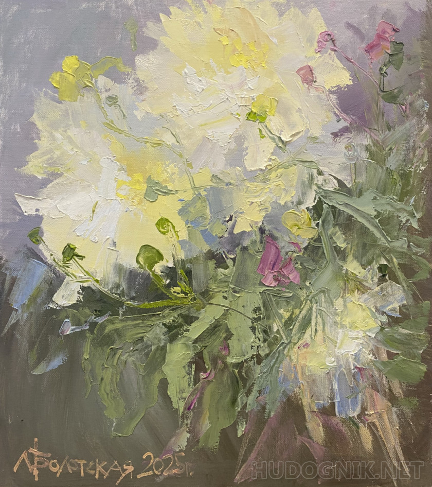 Пионы в лунном свете