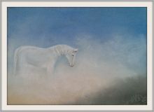 Белая лошадка