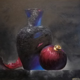 Still life with vase and red onion