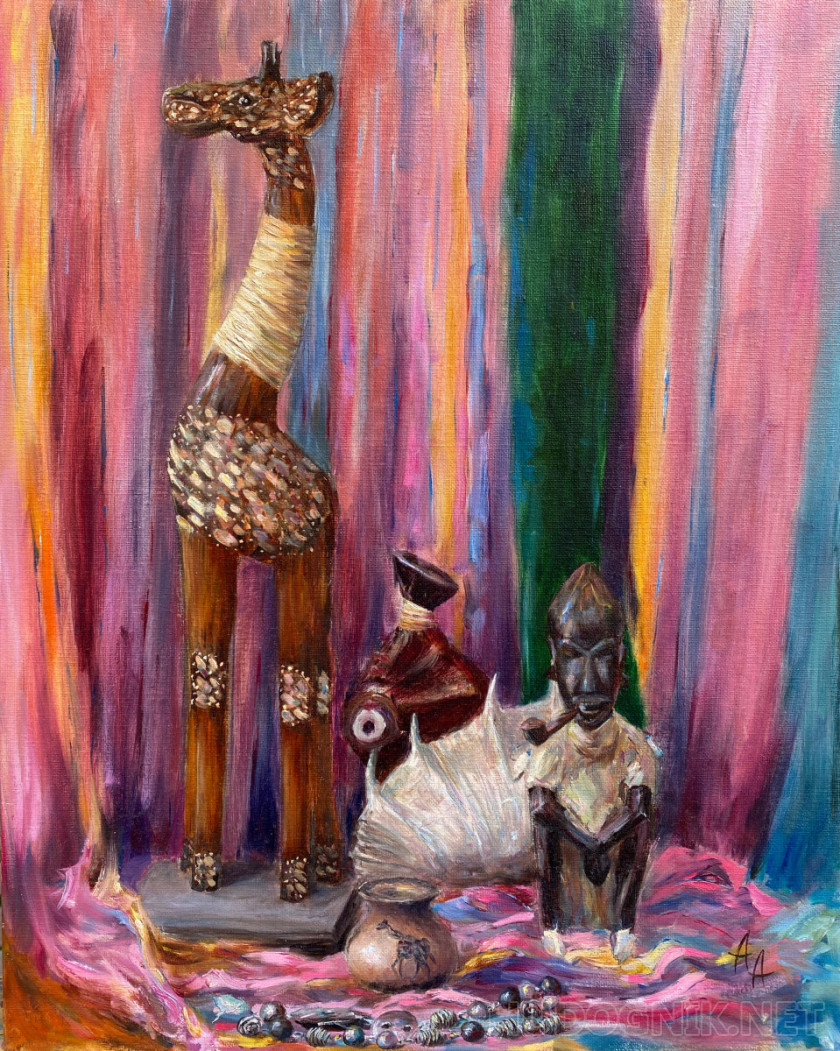 Bodegón al estilo africano con una jirafa y una concha