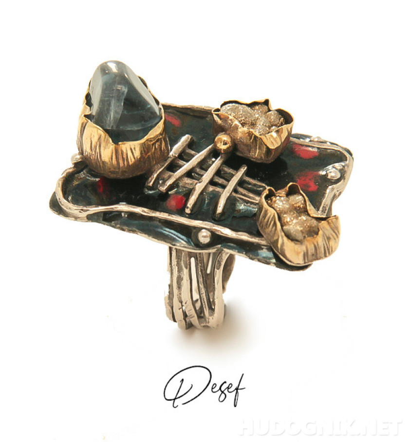 Abstract ring with cold enamel